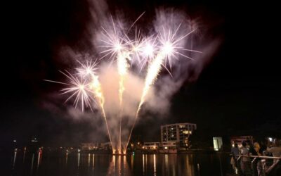 It’s Time for Some Beautiful Fireworks By the Seaside